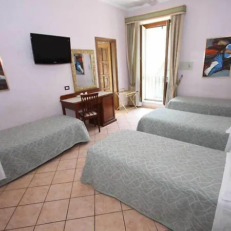 فندق Marisa روما