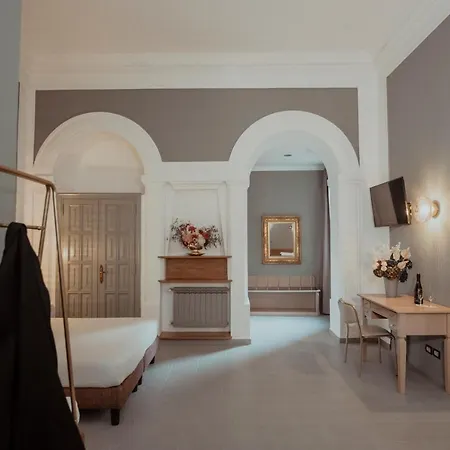 Marisa Otel Roma