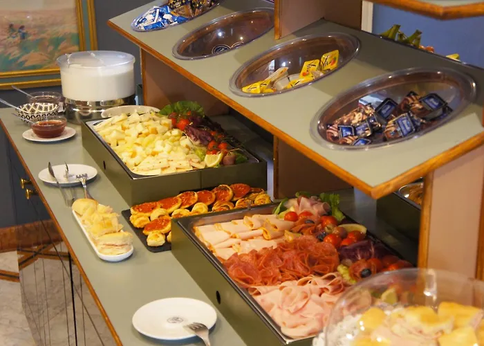 Ξενοδοχείο Marisa 3*